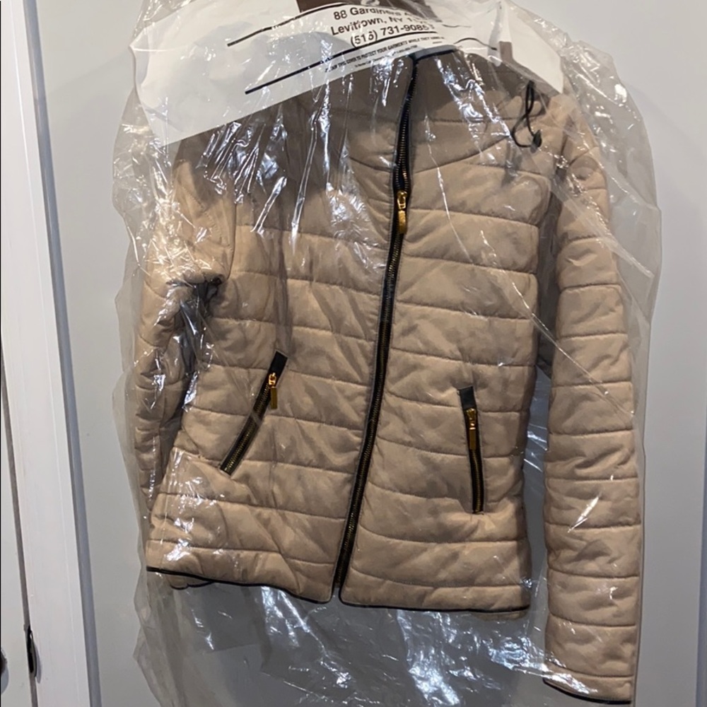 High collar jacket in tan/beige